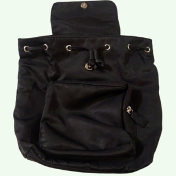 Gap Factory Women's Black Nylon Backpack Size Approx. 10.5 in X 12 in. - Picture 4 of 9